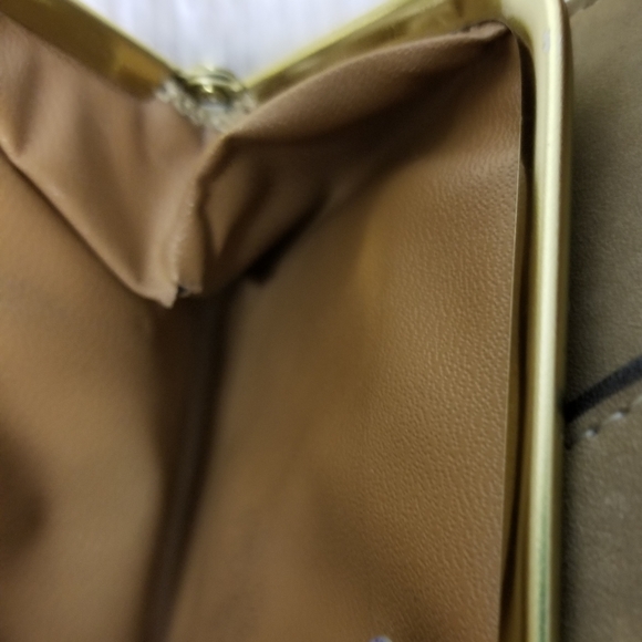 Embossed Rolfs cowhide wallet - Picture 3 of 16